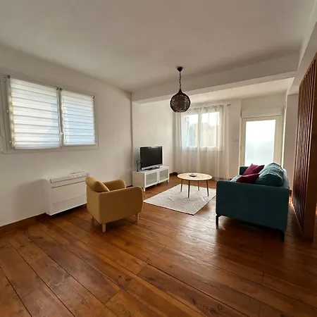 Maison En Bord De Garonne Nyaraló